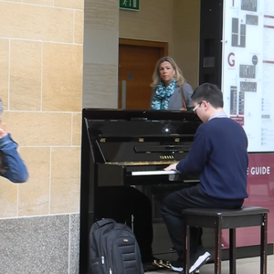 免费国产三级片
